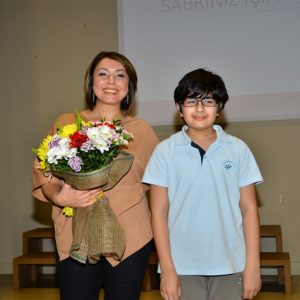 Uzm.Dr. Senem TURAN - Antalya Kolejinde Öğrencilere Ergenlik Semineri 1